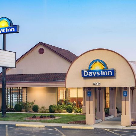 Days Inn By Wyndham Grove City Columbus South Exterior foto